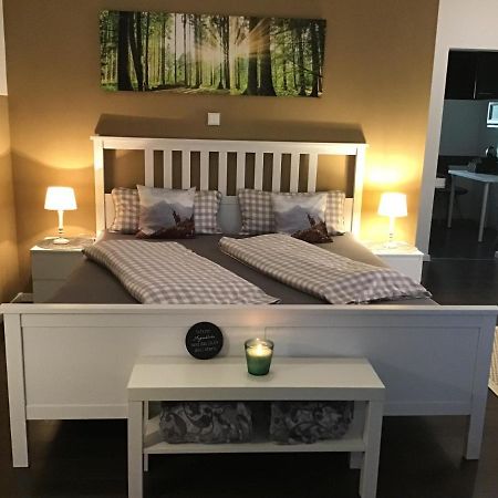 Private Zimmervermietung "Appartement Rosi" Reisbach Exteriör bild