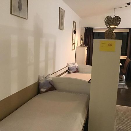 Private Zimmervermietung "Appartement Rosi" Reisbach Exteriör bild