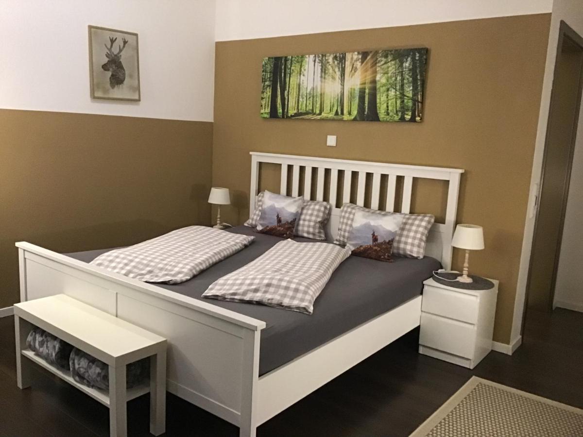 Private Zimmervermietung "Appartement Rosi" Reisbach Exteriör bild