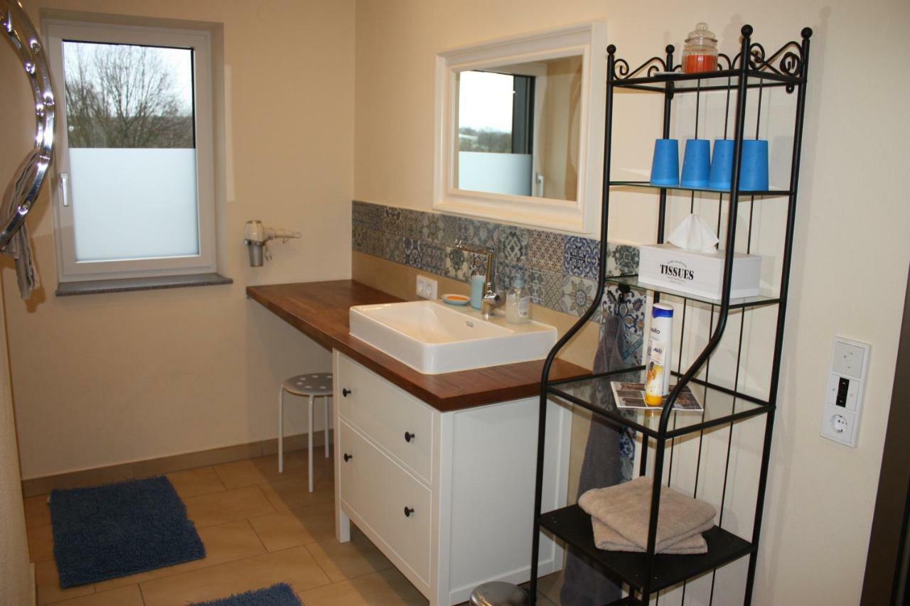 Private Zimmervermietung "Appartement Rosi" Reisbach Exteriör bild